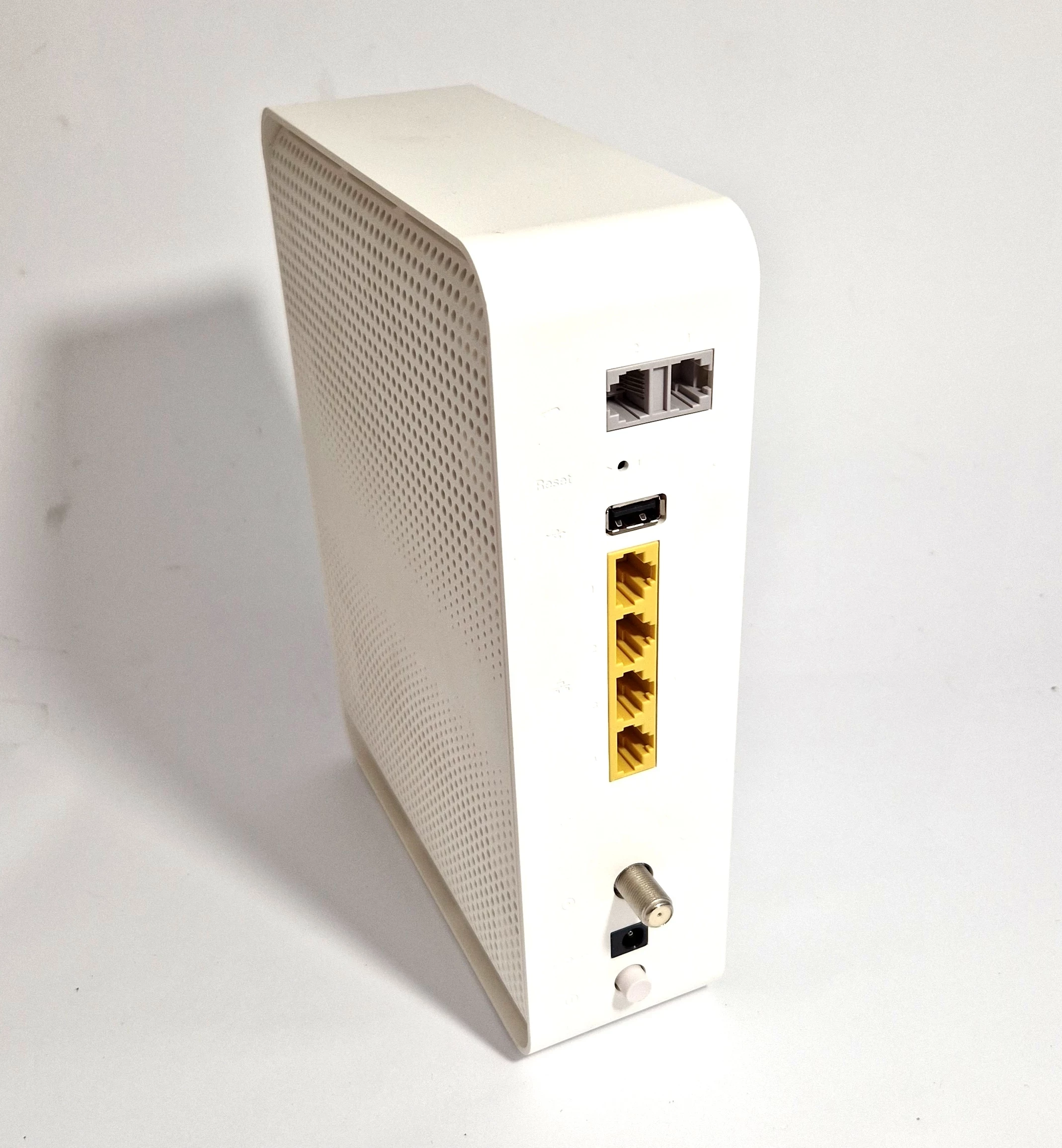 ROUTER TECHNICOLOR CGA2121 Routery przewodowe Loombard.pl