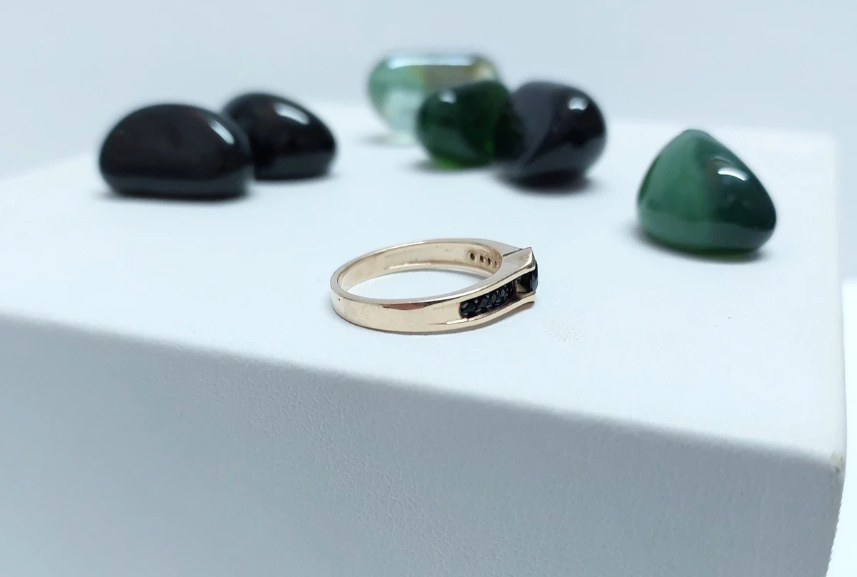 przecudny-zloty-pierscionek-585-czarne-oko-i-cyrk-kamien-17088-128