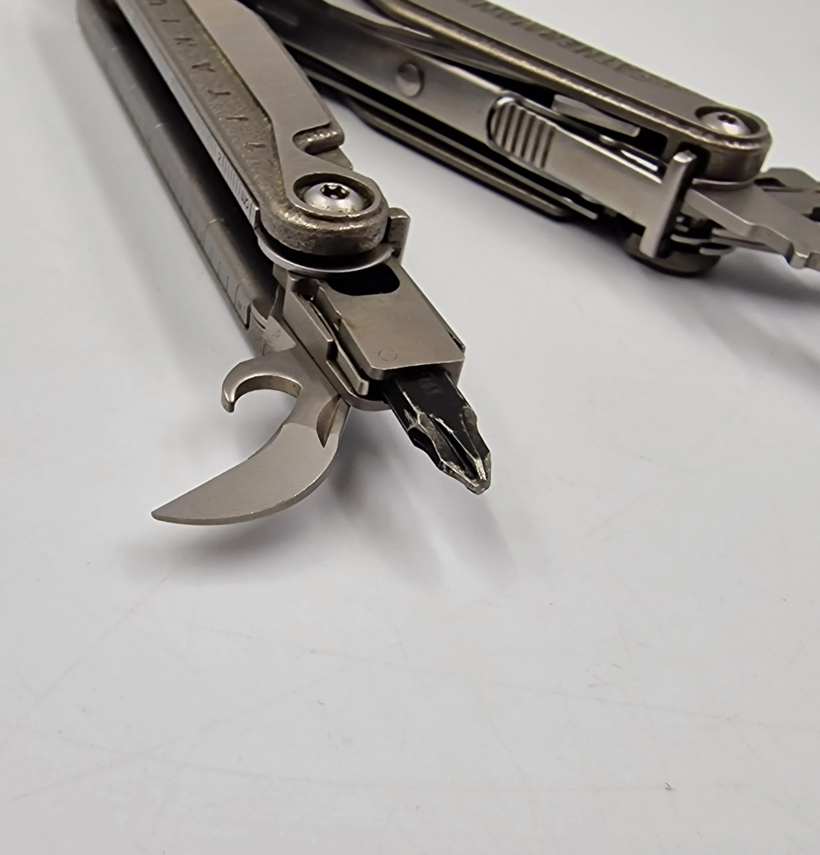multitool-leatherman-charge-tti-plus-kod-producenta-832528