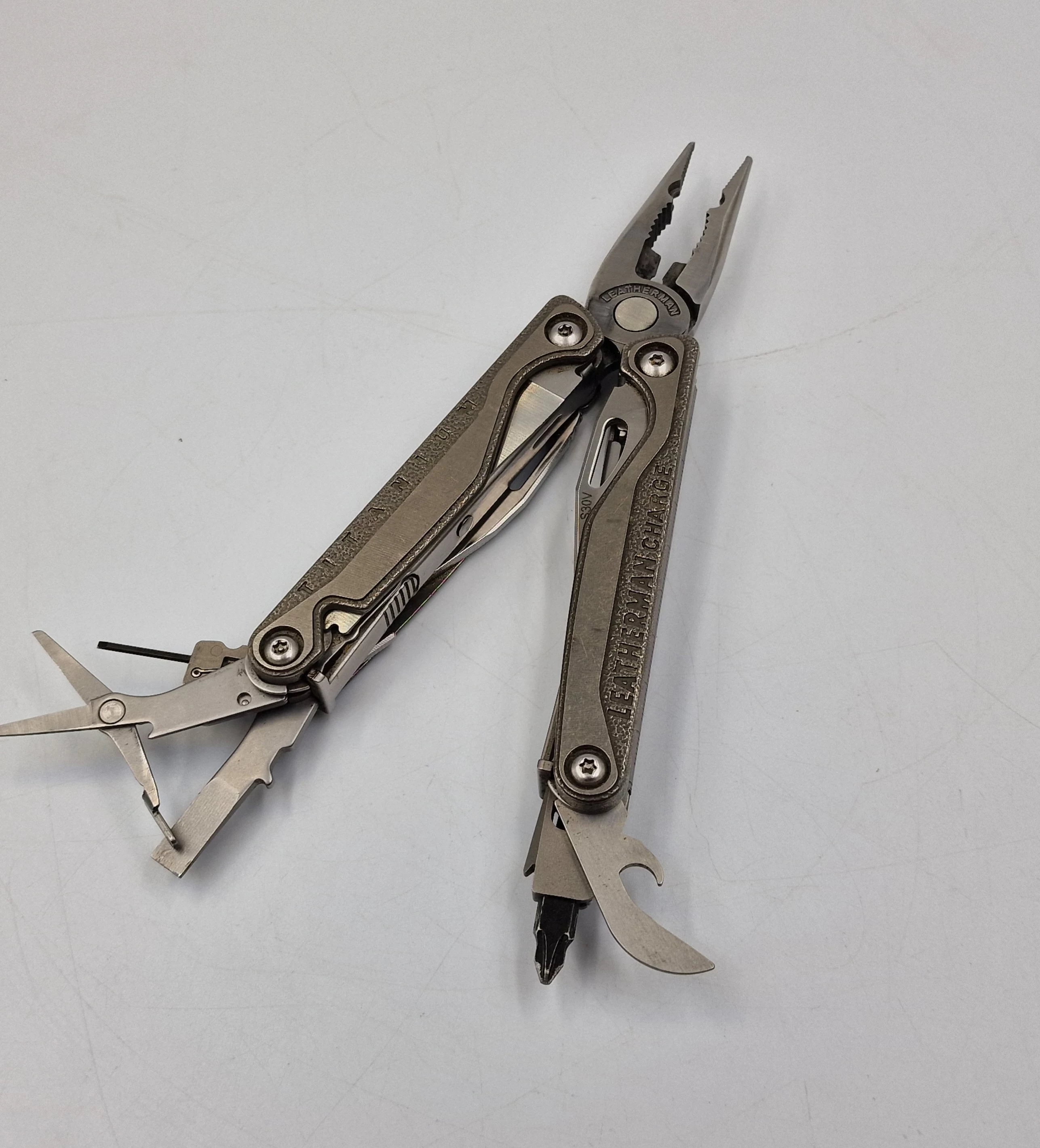 multitool-leatherman-charge-tti-plus-pl-jozefa-pilsudskiego-92-gniezno