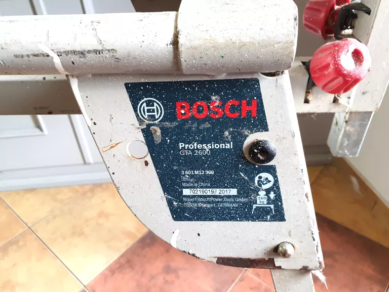 STÓŁ ROBOCZY DO UKOŚNIC GTA 2600 BOSCH