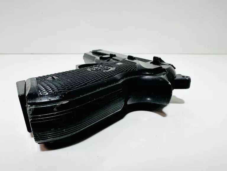 WIATRÓWKA BERETTA M92FS 4,5 MM BLACK