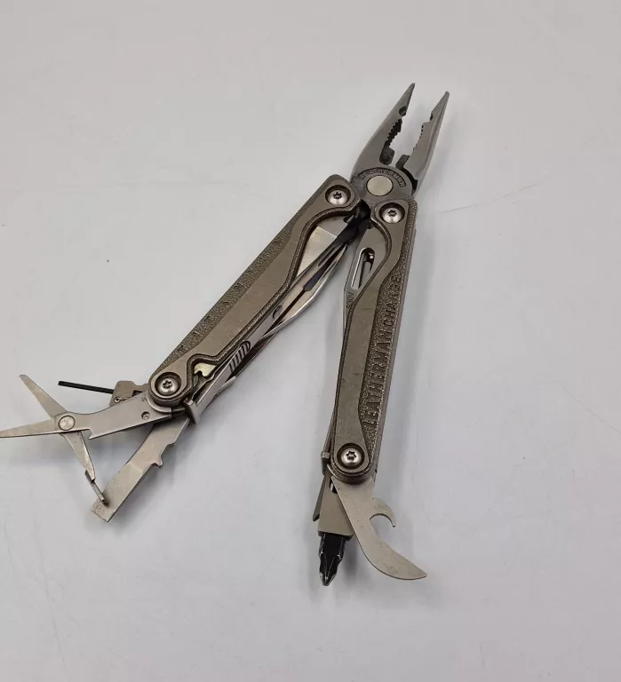 MULTITOOL LEATHERMAN CHARGE TTI PLUS