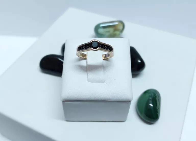 przecudny-zloty-pierscionek-585-czarne-oko-i-cyrk-ean-gtin-5905868206128