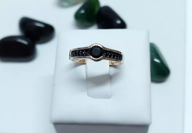 przecudny-zloty-pierscionek-585-czarne-oko-i-cyrk-mickiewicza-6019-bielsk-podlaski