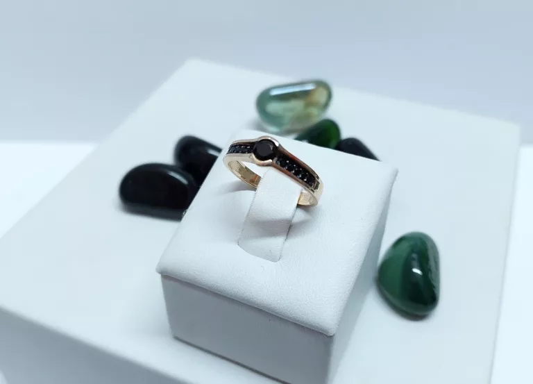 przecudny-zloty-pierscionek-585-czarne-oko-i-cyrk-rodzaj-2205-2