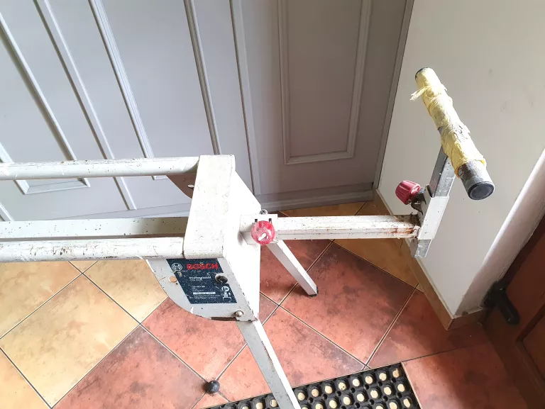 STÓŁ ROBOCZY DO UKOŚNIC GTA 2600 BOSCH