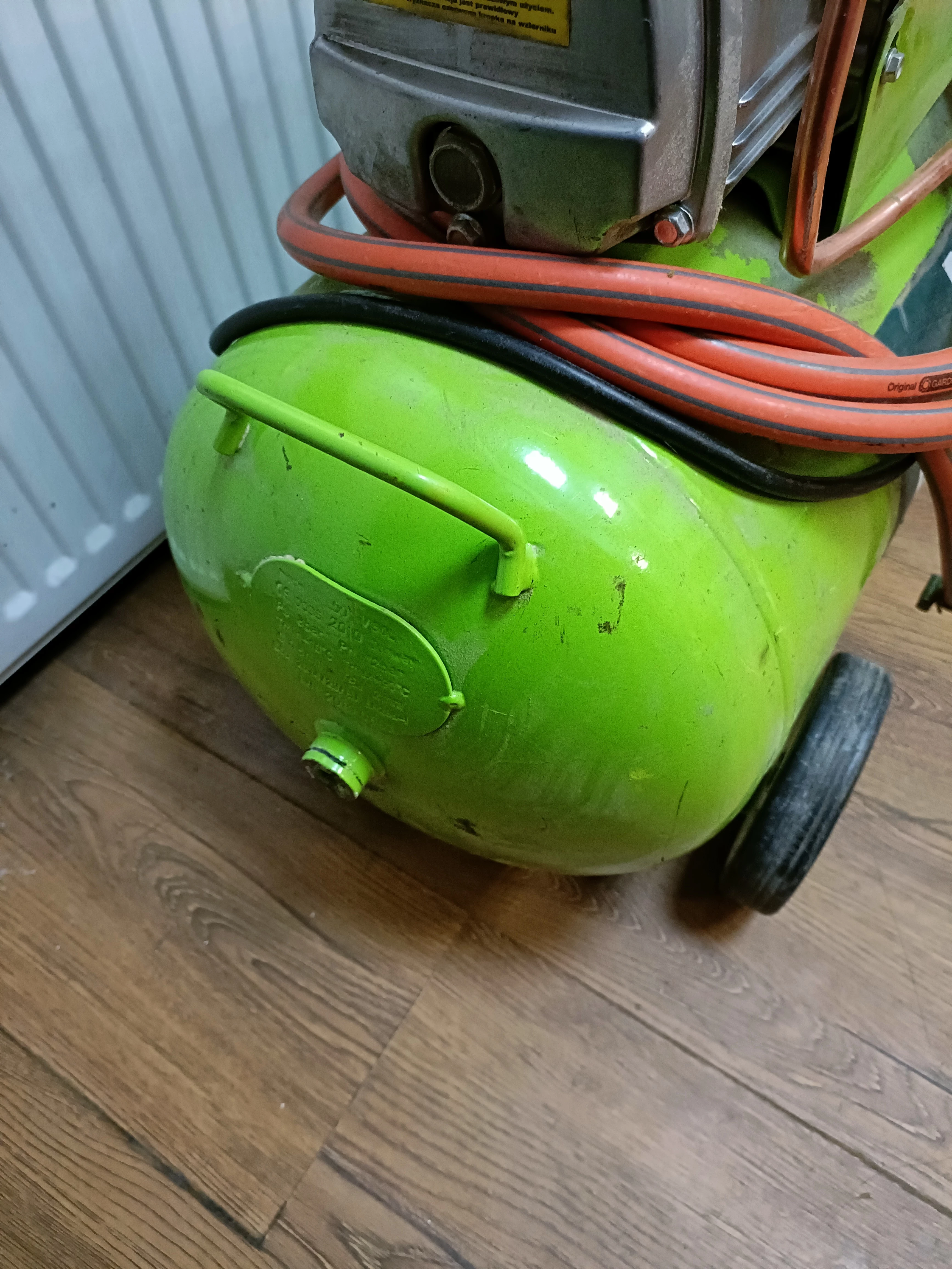 verto-kompresor-olejowy-50l-73k004-typ-kompresor-olejowy