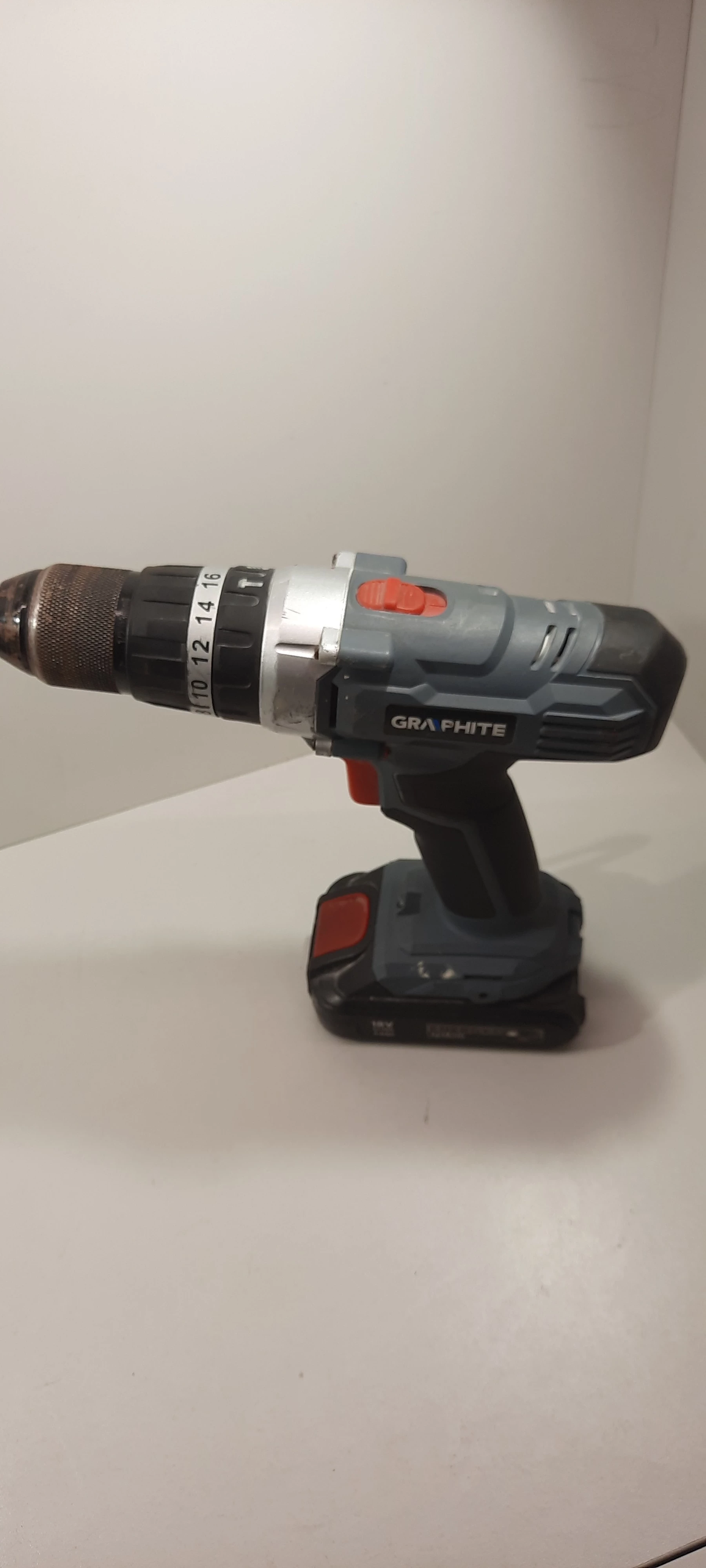 wkretarka-graphite-58g010-ladowarka-dworcowa-64-oborniki-for-cash