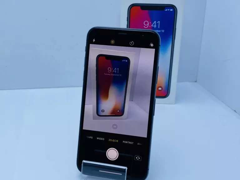 APPLE IPHONE X 64 GB