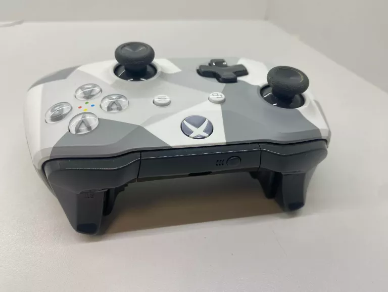 PAD DO XBOX ONE MORO