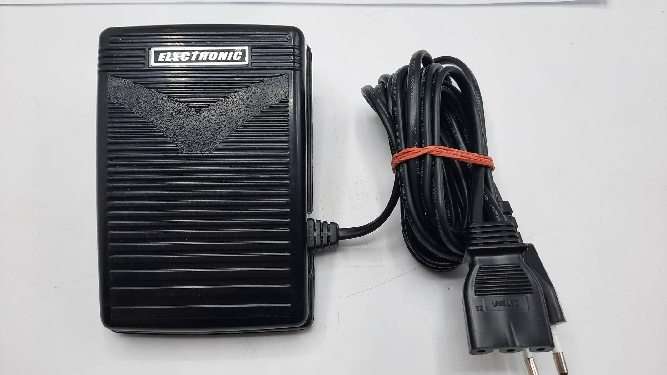 maszyna-do-szycia-singer-8280-stopkainstrukcja-stan-uzywany