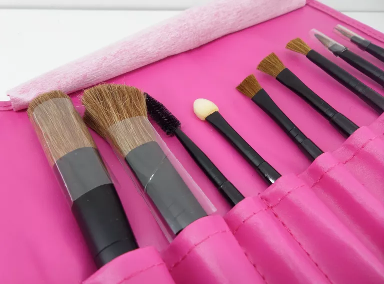 betterware-pedzle-do-makijazu-stan-powystawowy