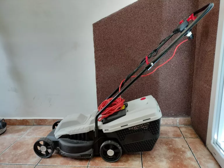 kosiarka-elektryczna-nac-le13-32-pb-c-1300w-moc-silnika-1300