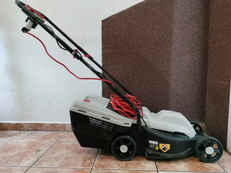 kosiarka-elektryczna-nac-le13-32-pb-c-1300w-marka-nac