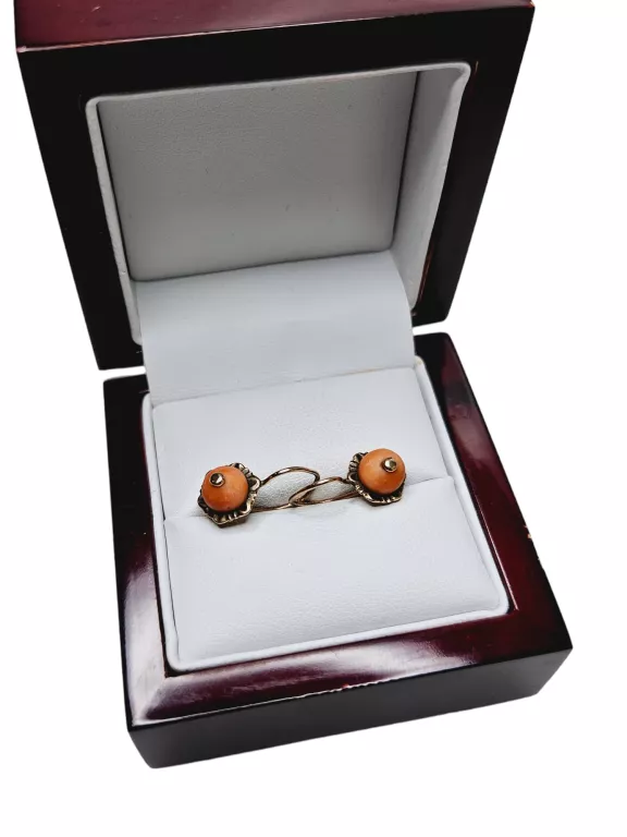 zlote-kolczyki-z-koralem-191g-333-kolor-dominujacy-zloty