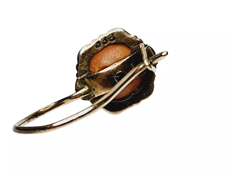 zlote-kolczyki-z-koralem-191g-333-rodzaj-klasyczne