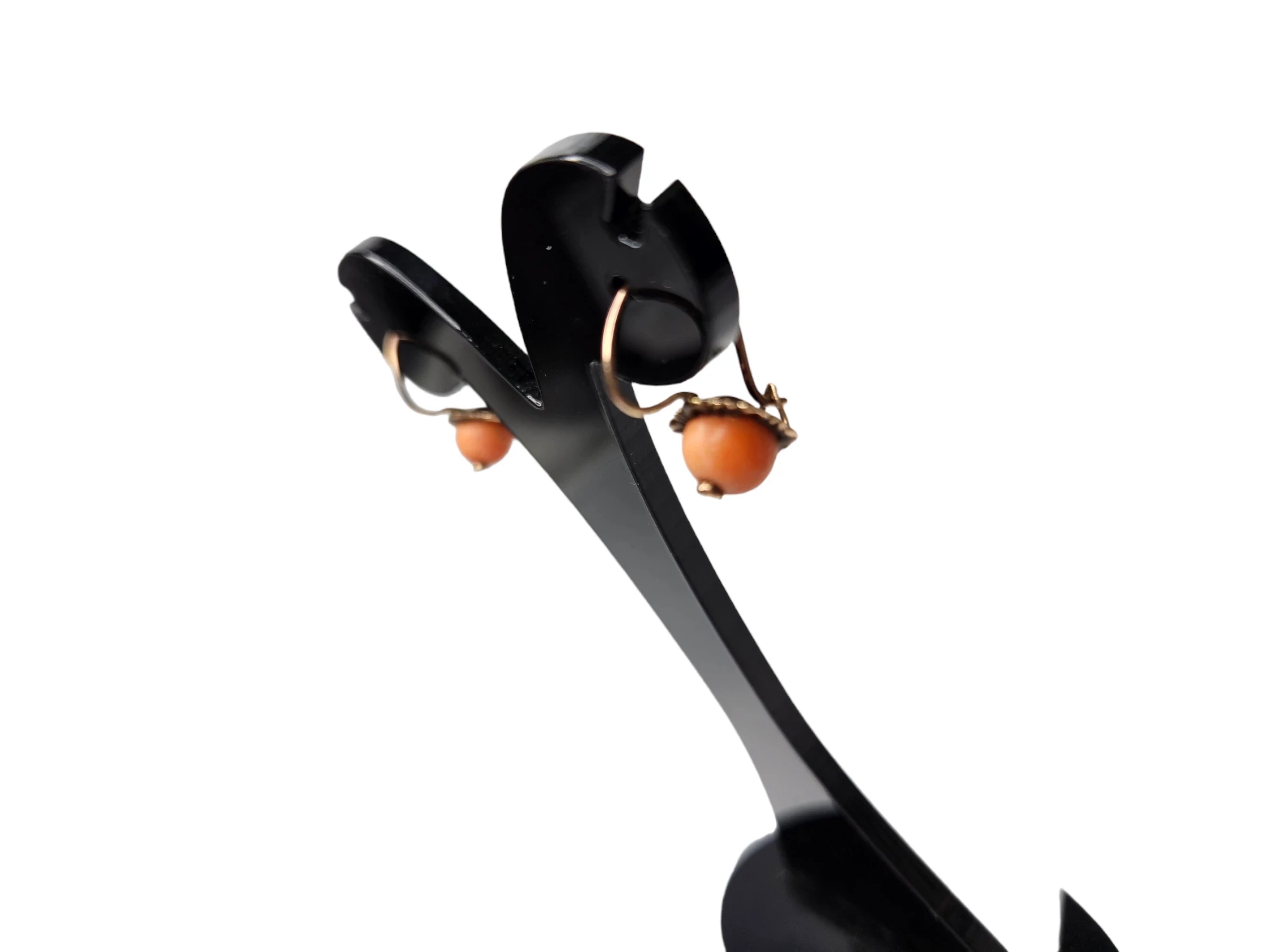 zlote-kolczyki-z-koralem-191g-333-kamien-koral