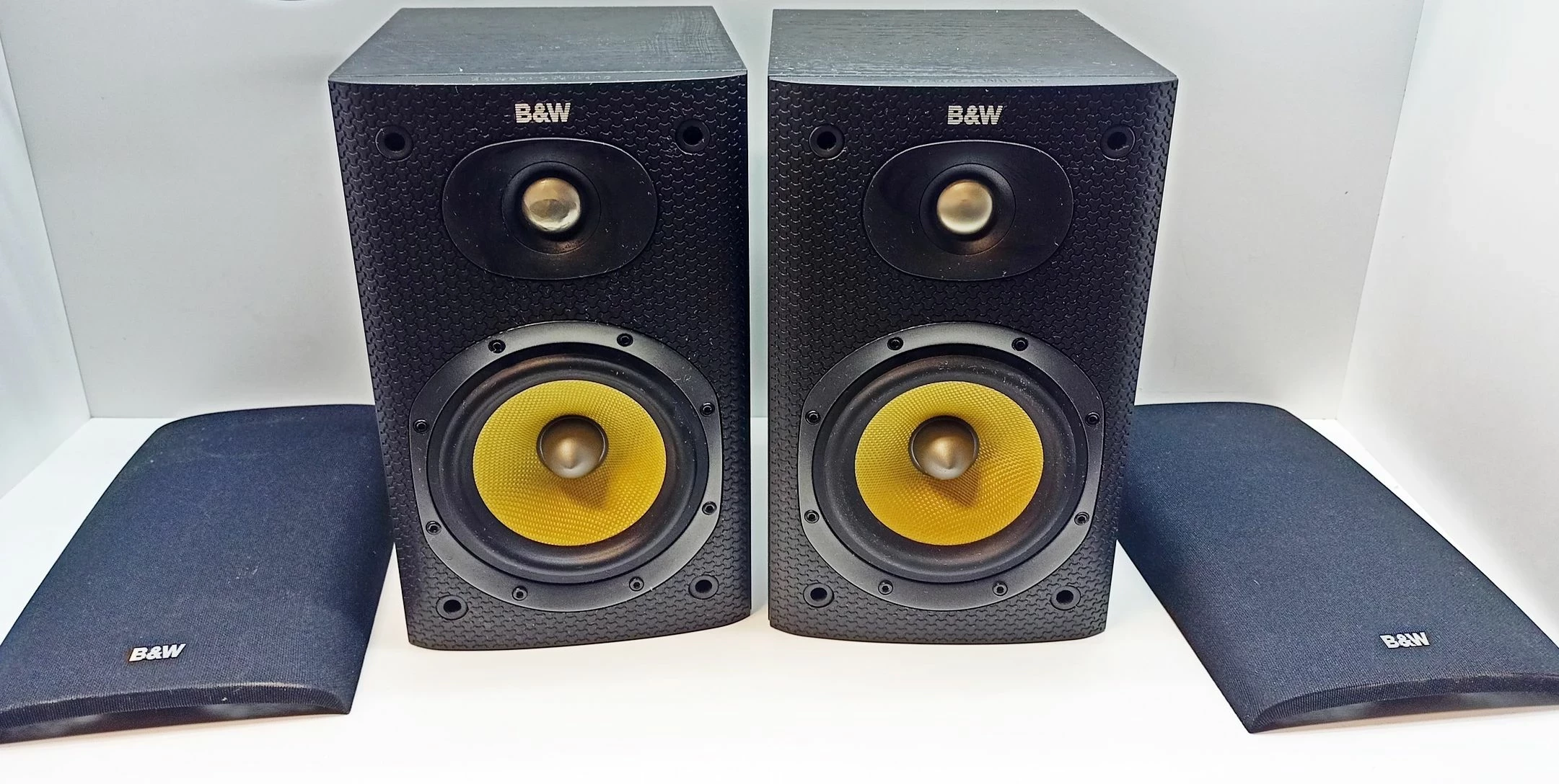 monitory-studyjne-bw-dm600-s3-stan-uzywany