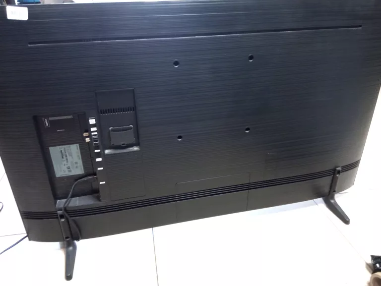 TELEWIZOR LED SAMSUNG UE50NU7092UXXH 50" 4K UHD
