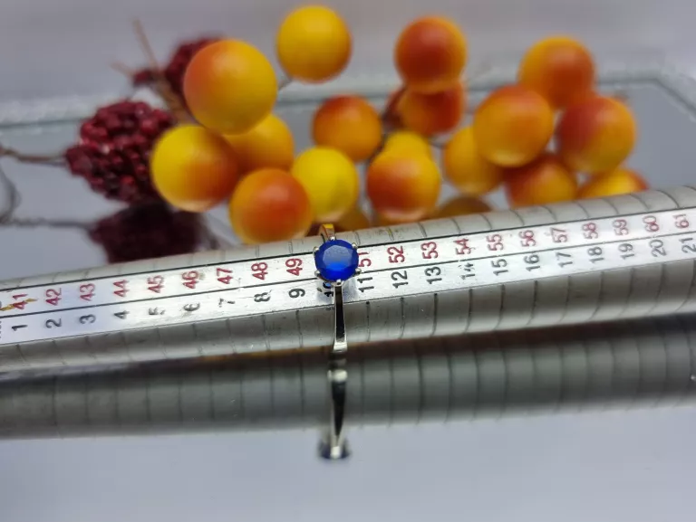 PIERŚCIONEK Z BIAŁEGO ZŁOTA Z OCZKIEM 2,32G
