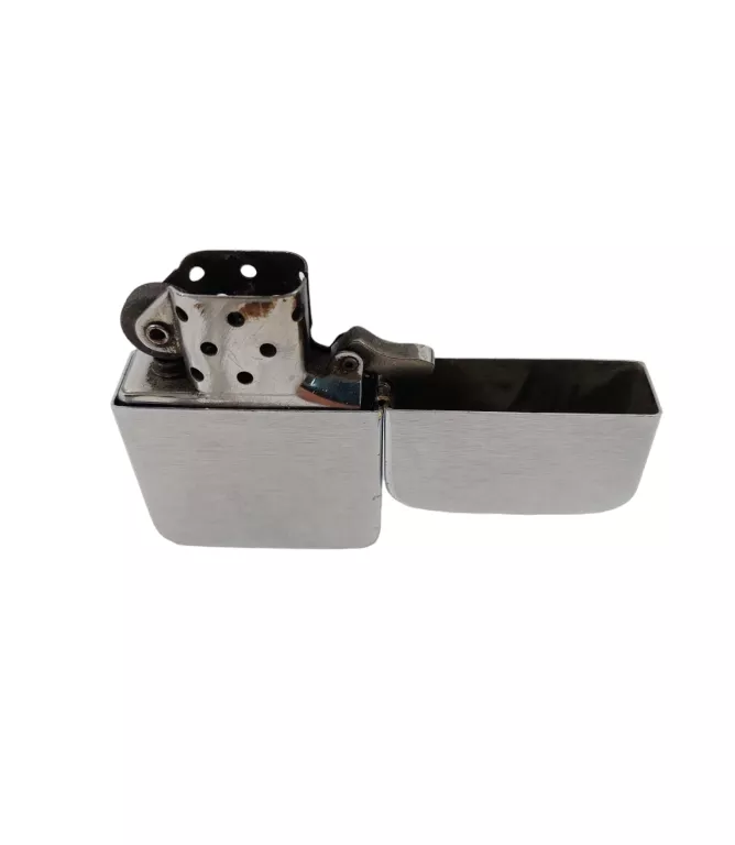 ZAPALNICZKA ZIPPO
