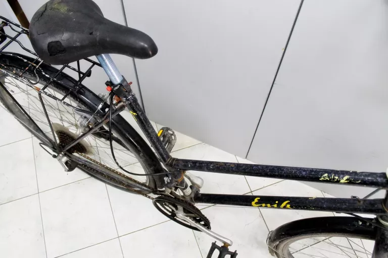 rower-miejski-enik-damka-rama-19-cali-kola-28-rodzaj-przerzutki-zewnetrzna