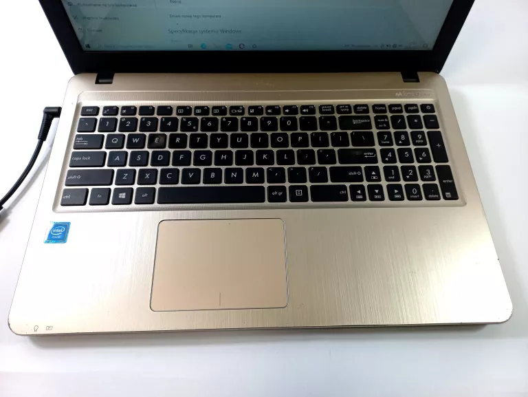 laptop-asus-sonicmaster-f540s-4gb500gb-opis-stan-uzywany