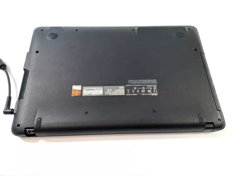 laptop-asus-sonicmaster-f540s-4gb500gb-opis-wielkosc-pamieci-ram-4-gb