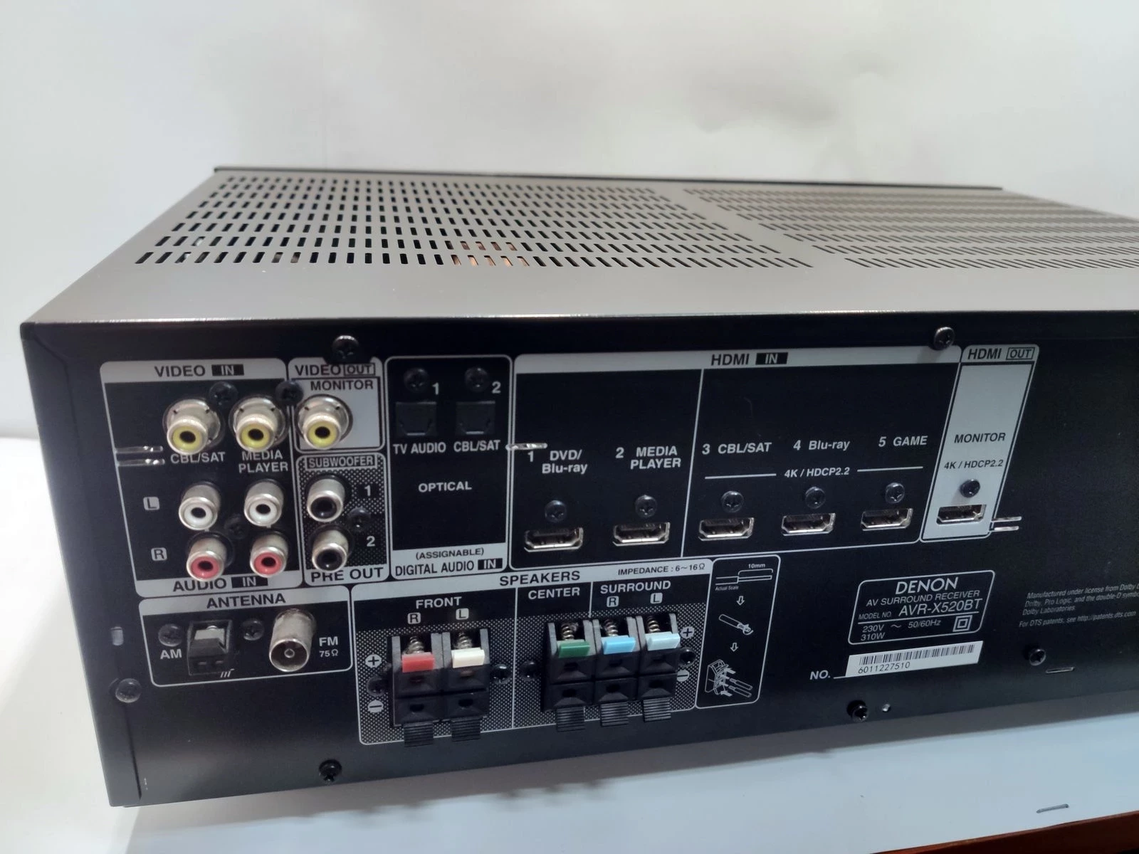 amplituner-denon-avr-x520bt-karton-pilot-antena-komunikacja-bluetooth