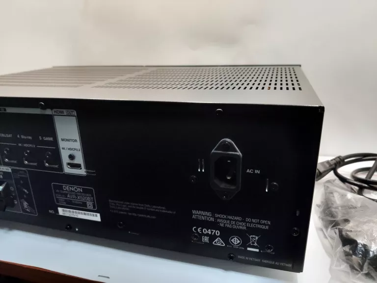AMPLITUNER DENON AVR-X520BT KARTON, PILOT, ANTENA