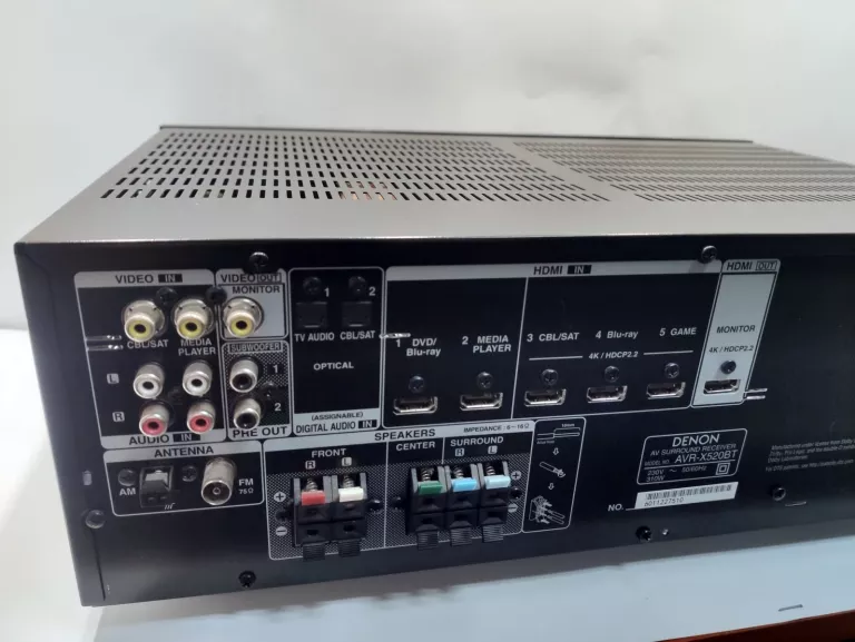 amplituner-denon-avr-x520bt-karton-pilot-antena-komunikacja-bluetooth