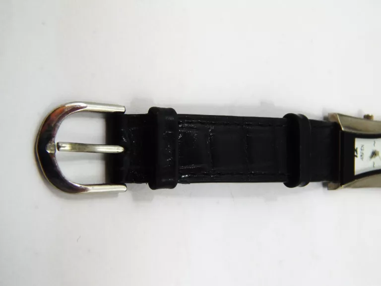 zegarek-damski-aspen-ksztalt-koperty-129223-2