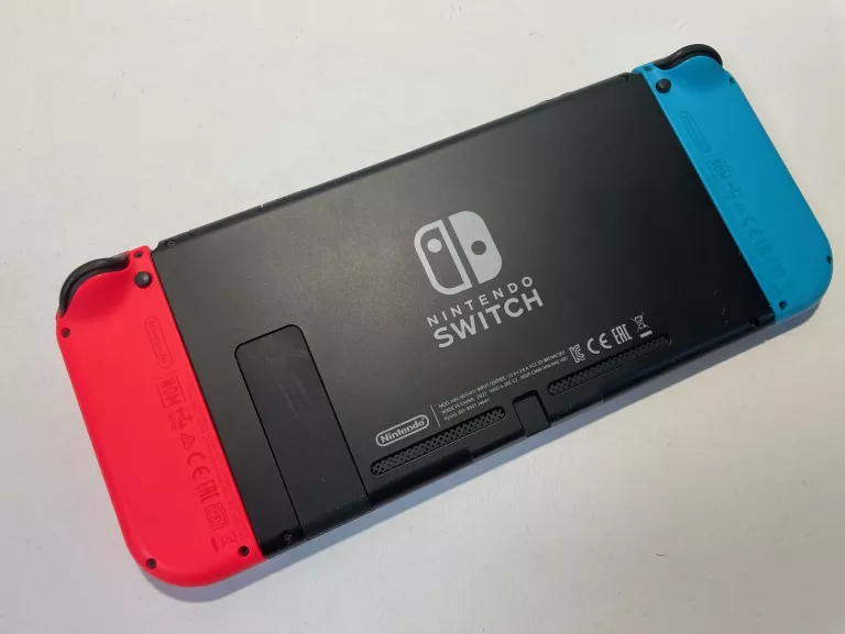 konsola-nintendo-switch-super-stan-stan-uzywany