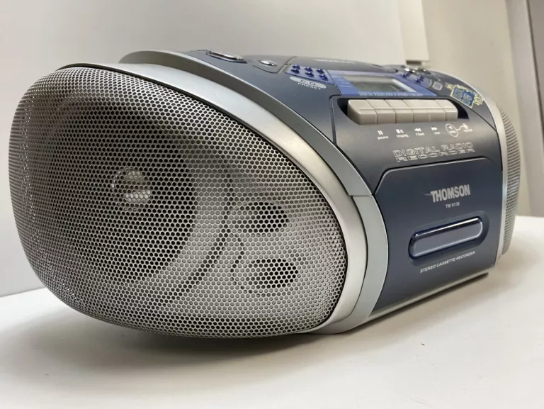 RADIO BOMBOX THOMSON TM 9138