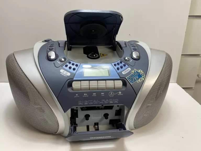 RADIO BOMBOX THOMSON TM 9138