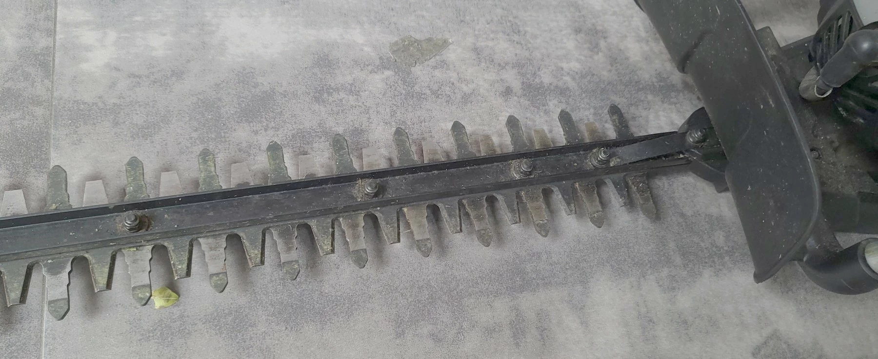 nozyce-spalinowe-titan-ttl-688hdc-product-id-40cd9df8-8872-499f-81ba-5f494f500a58