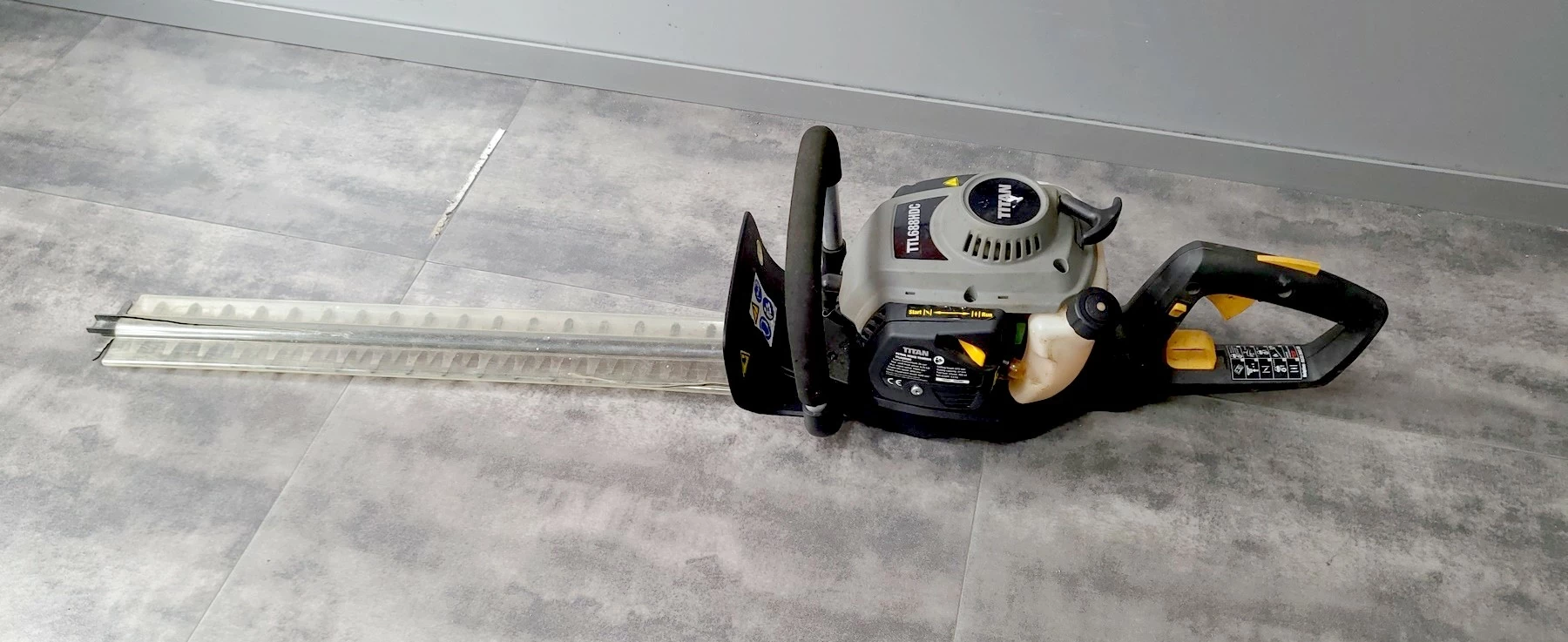 nozyce-spalinowe-titan-ttl-688hdc-stan-uzywany