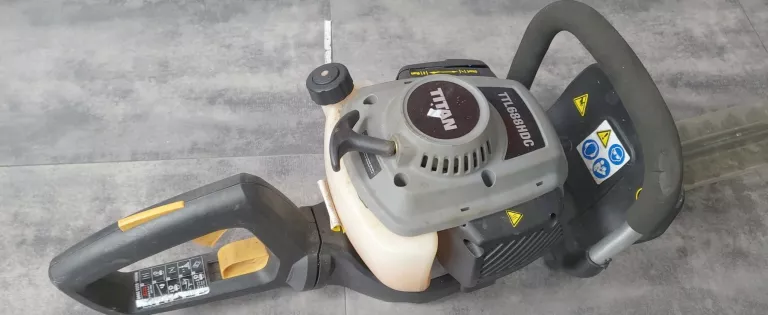 nozyce-spalinowe-titan-ttl-688hdc-marka-titan