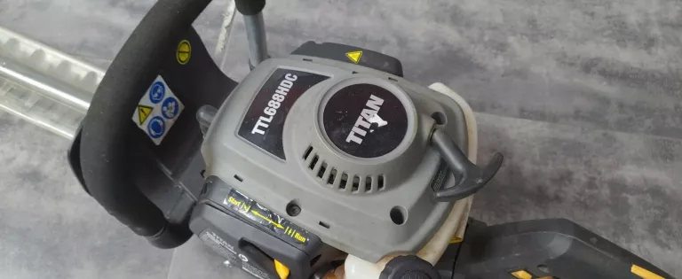 NOŻYCE SPALINOWE TITAN TTL 688HDC