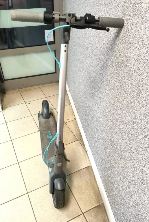 HULAJNOGA ELEKTRYCZNA MOTUS SCOOTY 10 2020