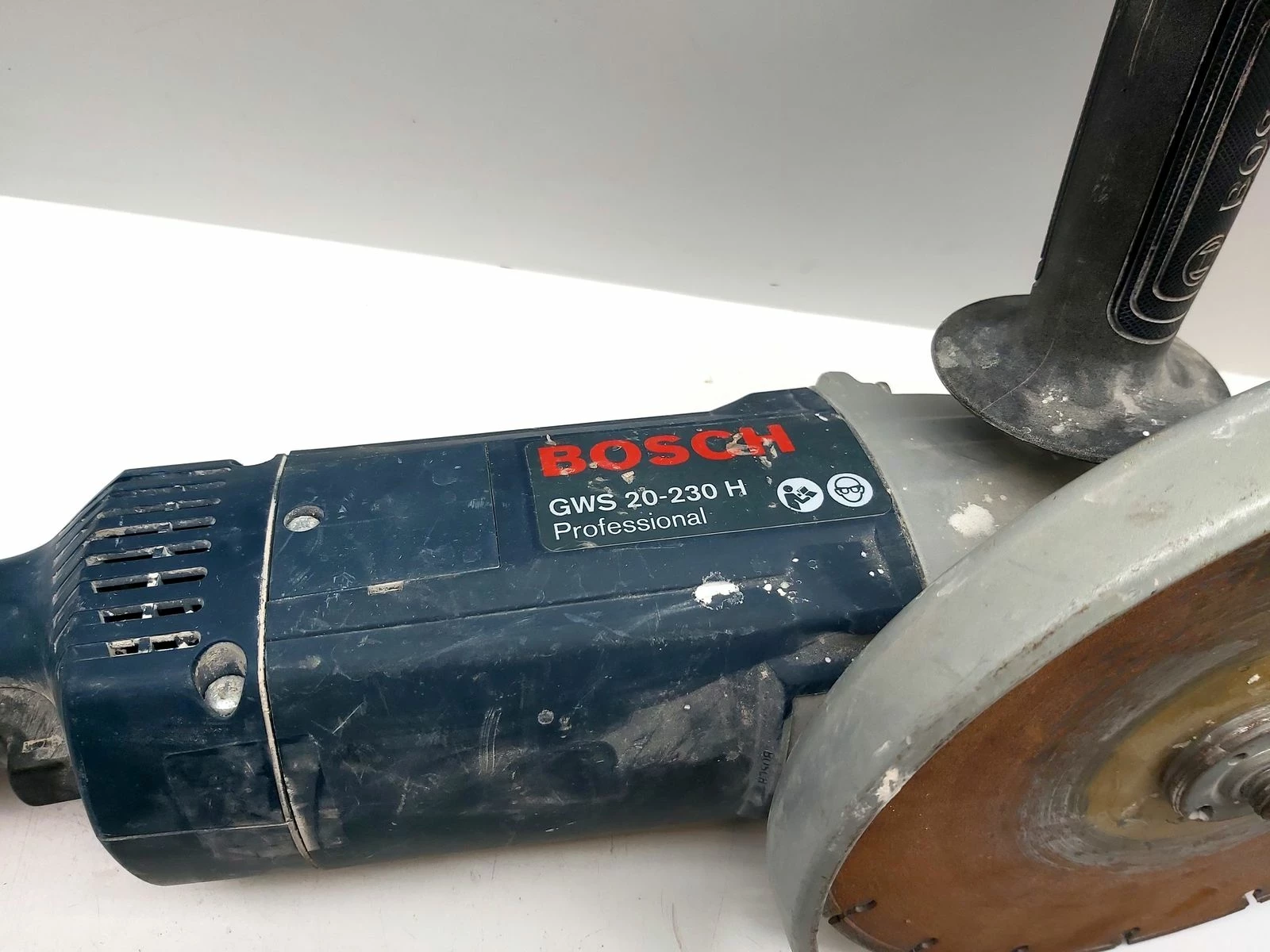 szlifierka-katowa-duza-bosch-gws-20-230-h-ean-gtin-67319882