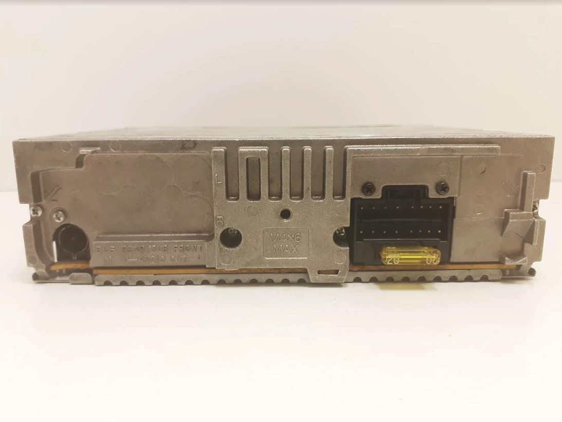 radio-samochodowe-sony-cdx-gt24-producent-czesci-sony