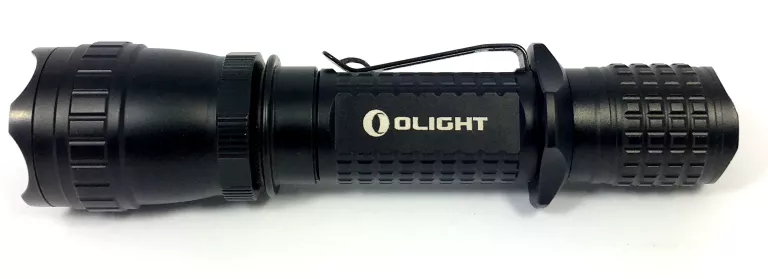 latarka-olight-m20-tactical-set-400-lmkomplet-wolnosci-2-nisko