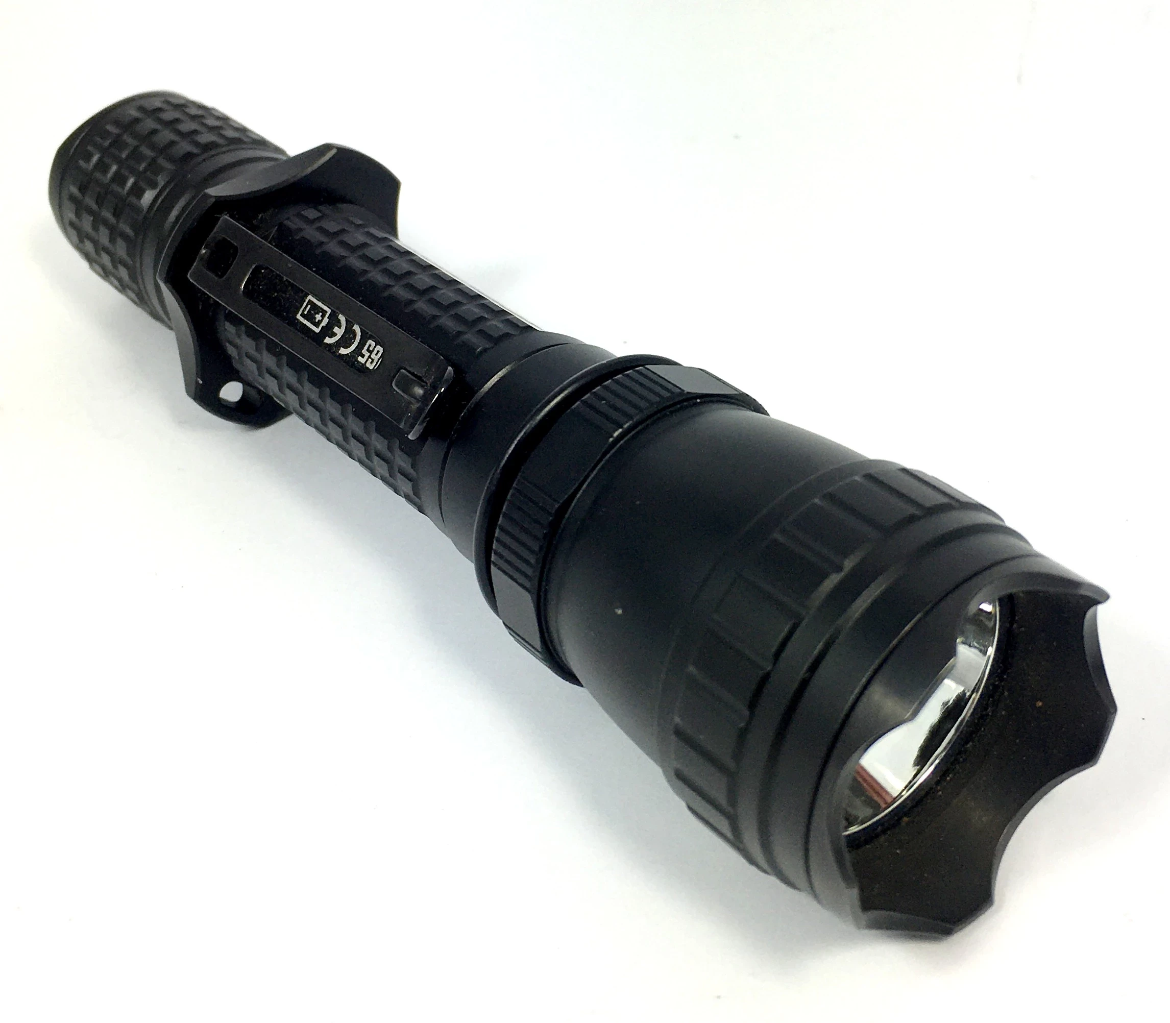 latarka-olight-m20-tactical-set-400-lmkomplet-wolnosci-2-nisko