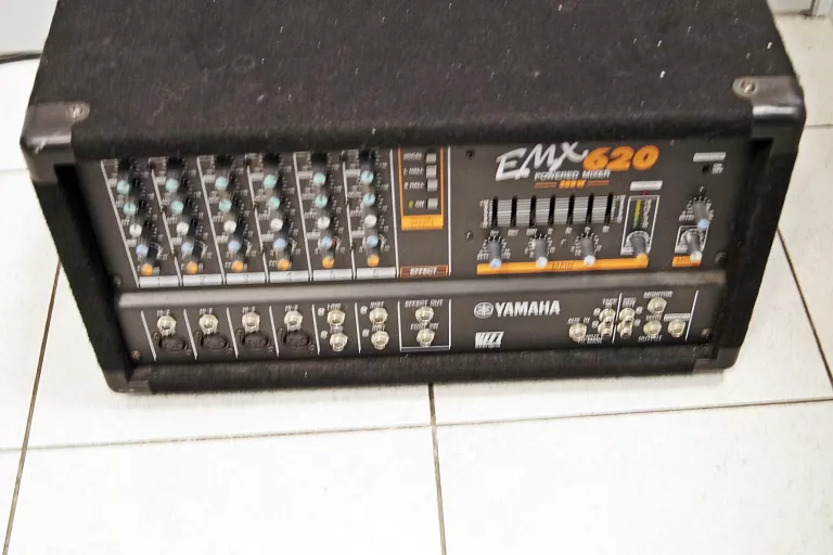 MIKSER YAMAHA EMX 620