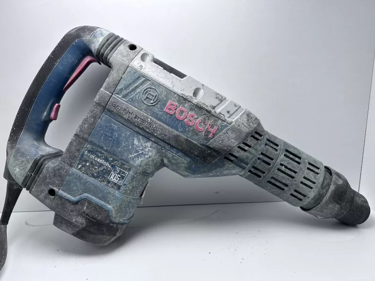 MŁOT UDAROWY BOSCH GSH 7 VC