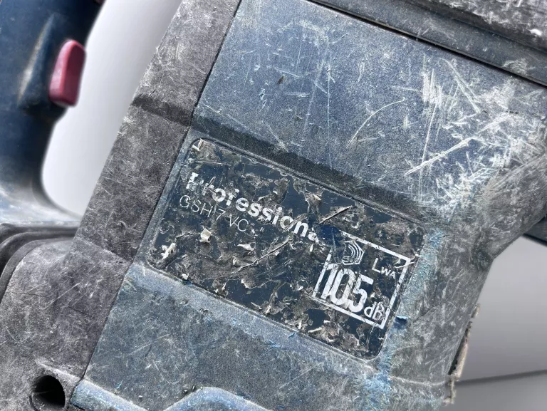 MŁOT UDAROWY BOSCH GSH 7 VC