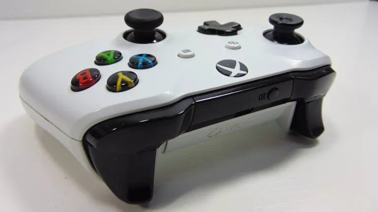 konsola-xbox-one-500gb-stan-uzywany