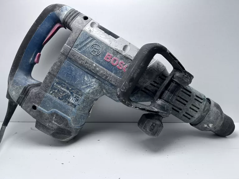 MŁOT UDAROWY BOSCH GSH 7 VC